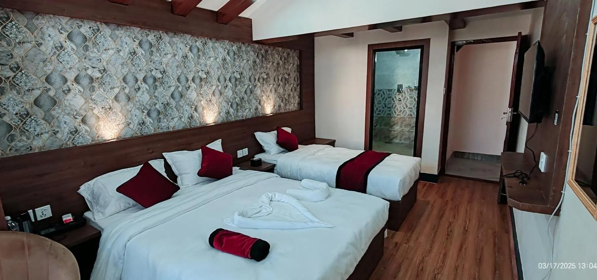 Lazimpat Boutique Hotel 카트만두 3*,